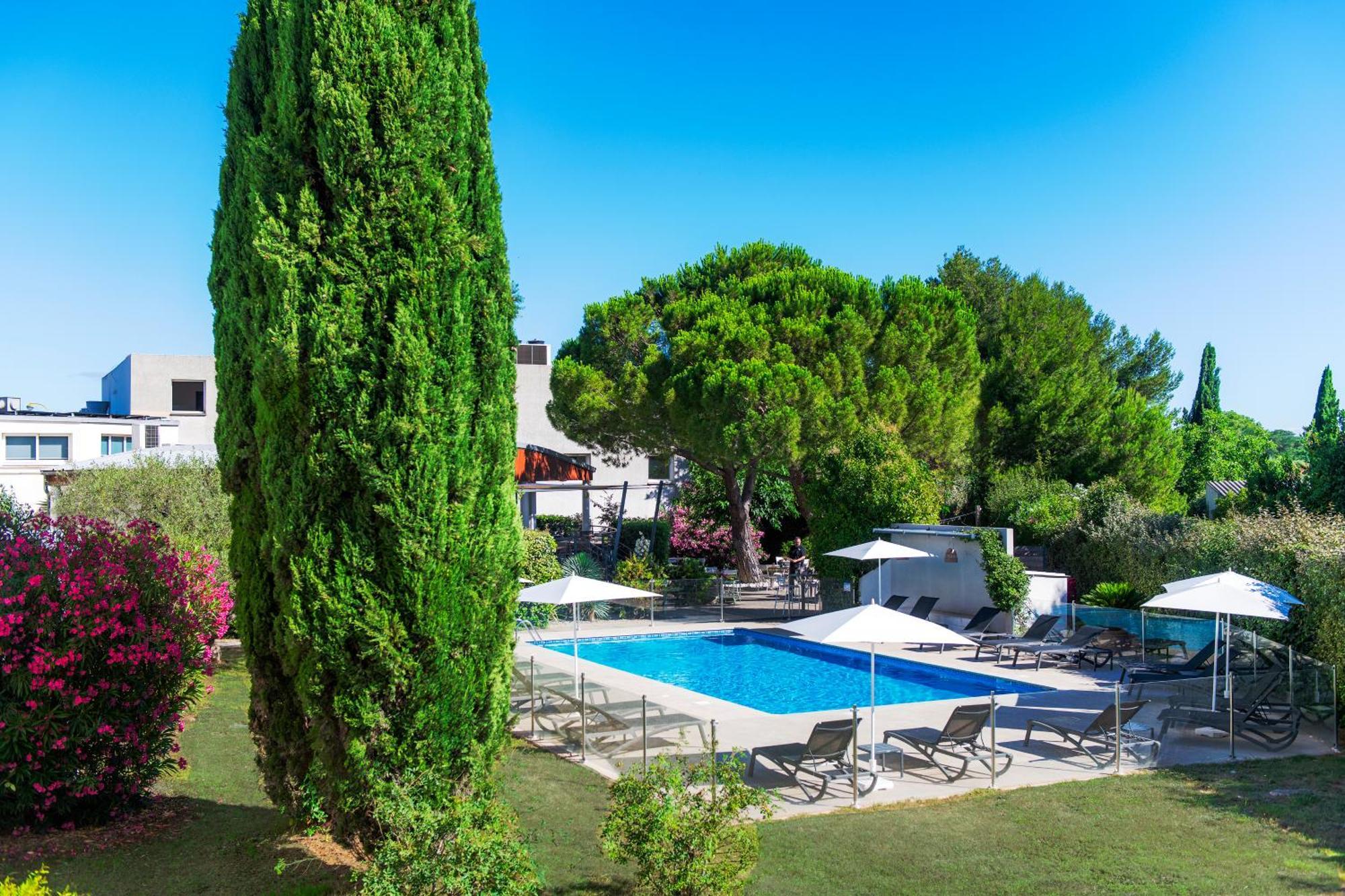Kyriad Montpellier Est - Lunel Lunel (Herault) Exterior foto