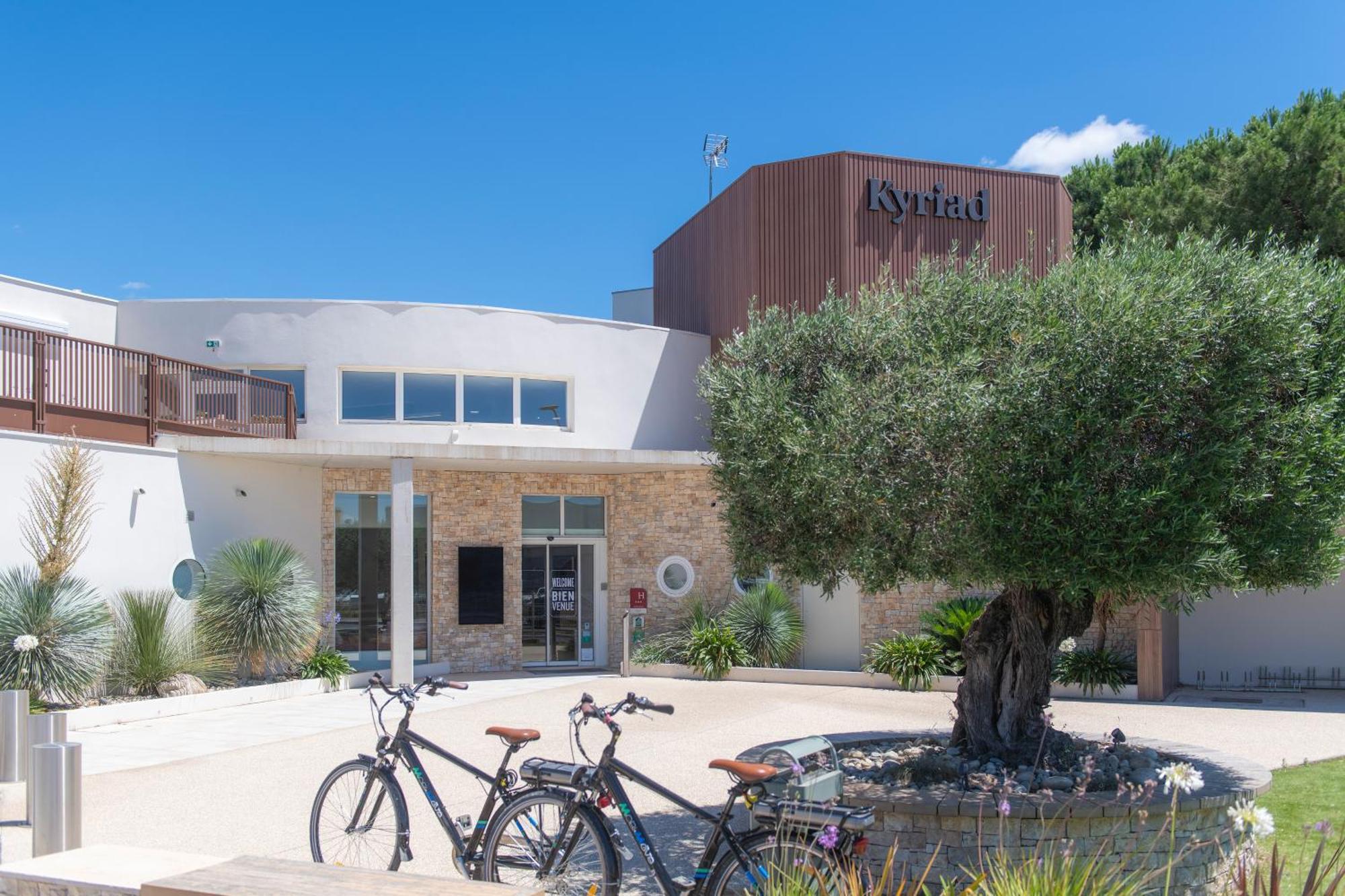Kyriad Montpellier Est - Lunel Lunel (Herault) Exterior foto